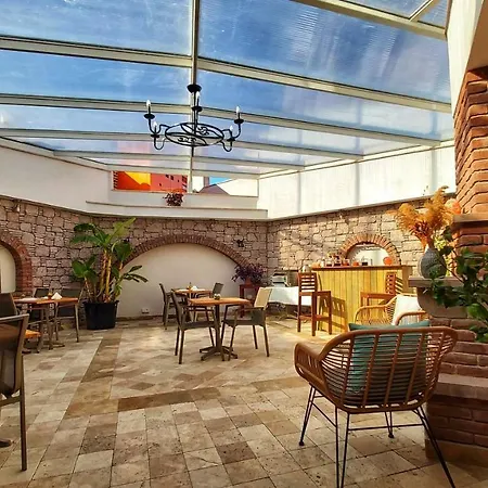Otel Sukha